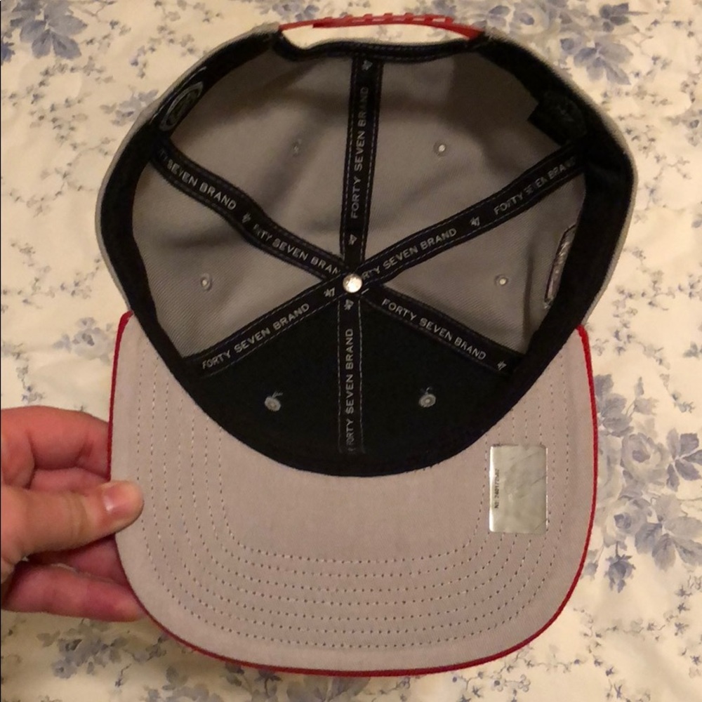 Hurricanes hat - Picture 6 of 6